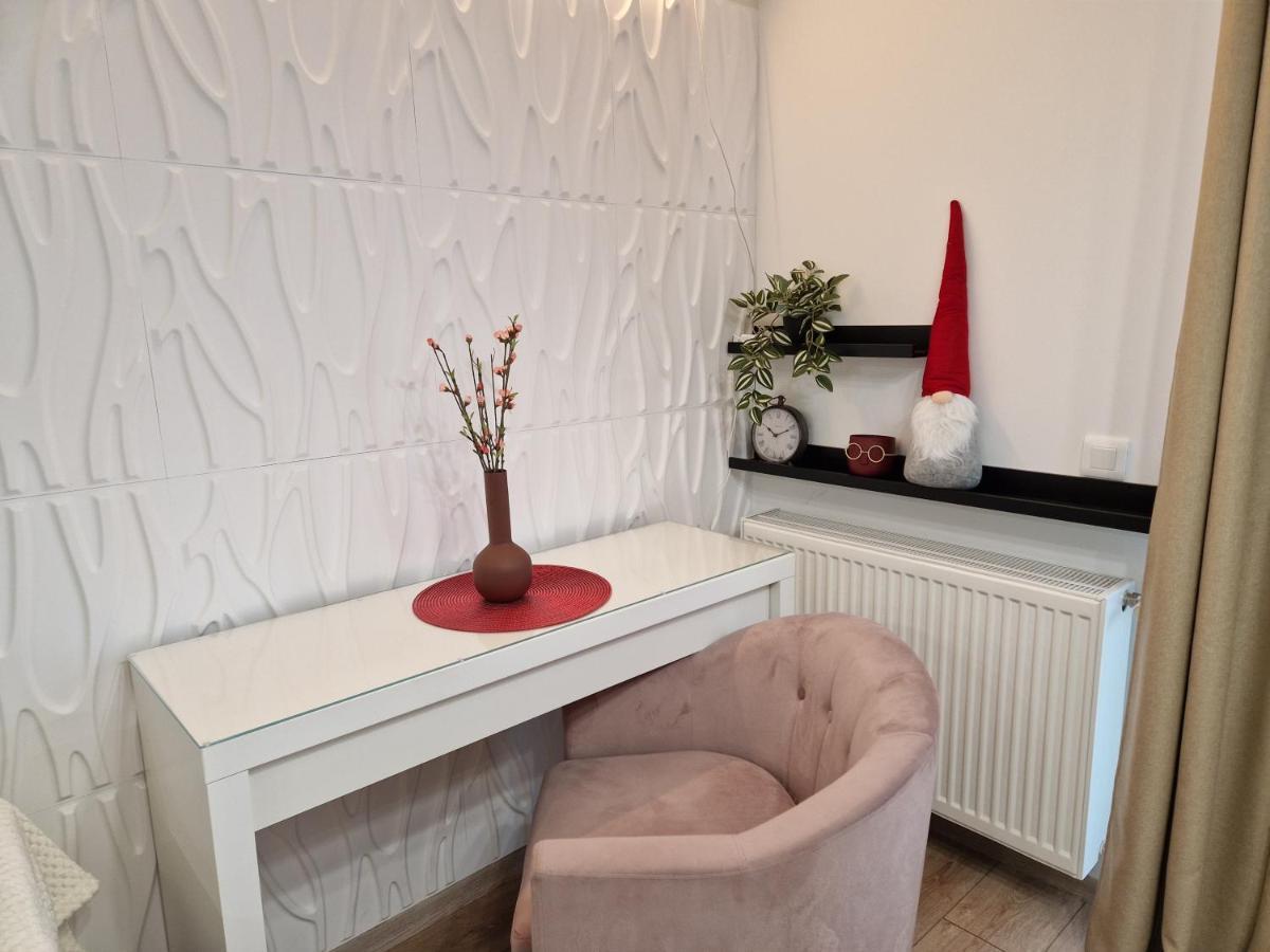 Golden Airport Residence Otopeni Bagian luar foto
