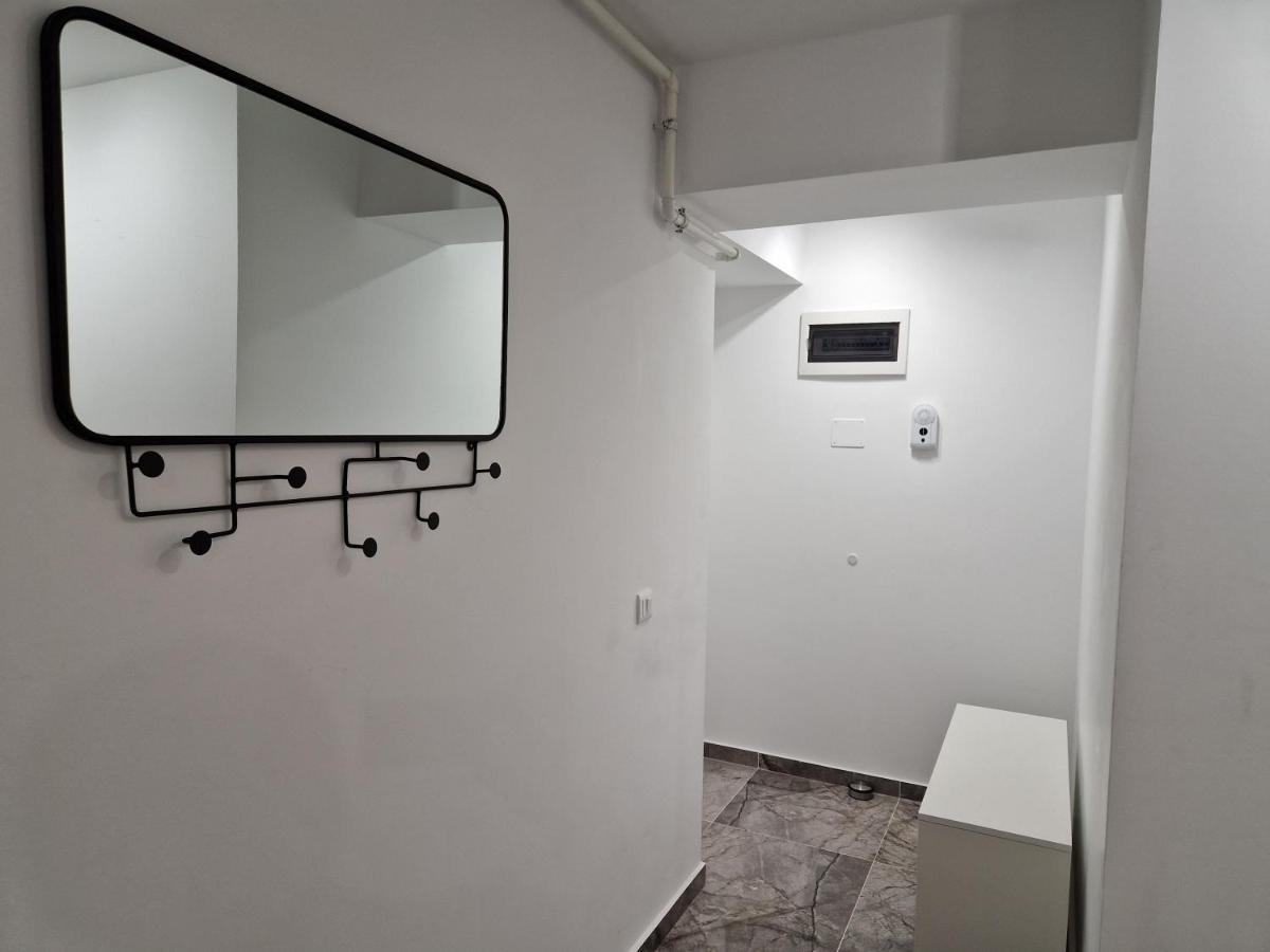 Golden Airport Residence Otopeni Bagian luar foto