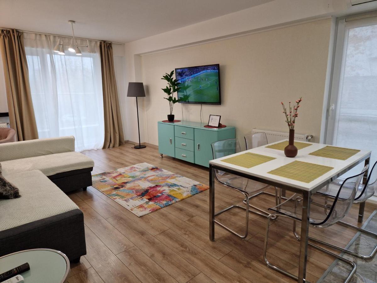 Golden Airport Residence Otopeni Bagian luar foto